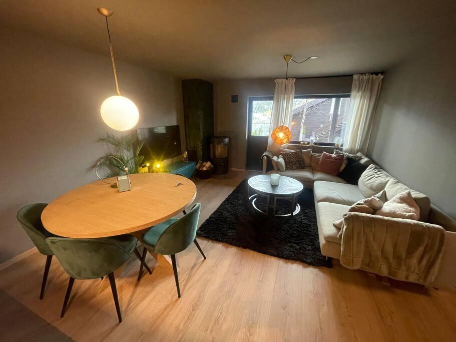 Ski Inn/Out - 4-Room Apartment W/3 Bedroom Gaustablikk Exterior photo
