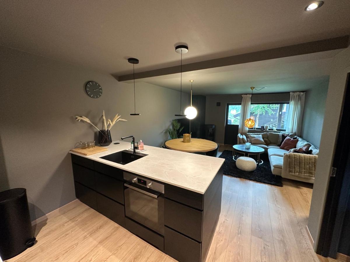 Ski Inn/Out - 4-Room Apartment W/3 Bedroom Gaustablikk Exterior photo
